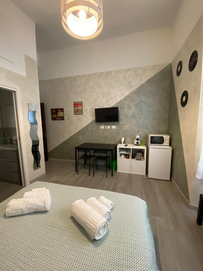 B&B La Sinfonia กาญารี ภายนอก รูปภาพ